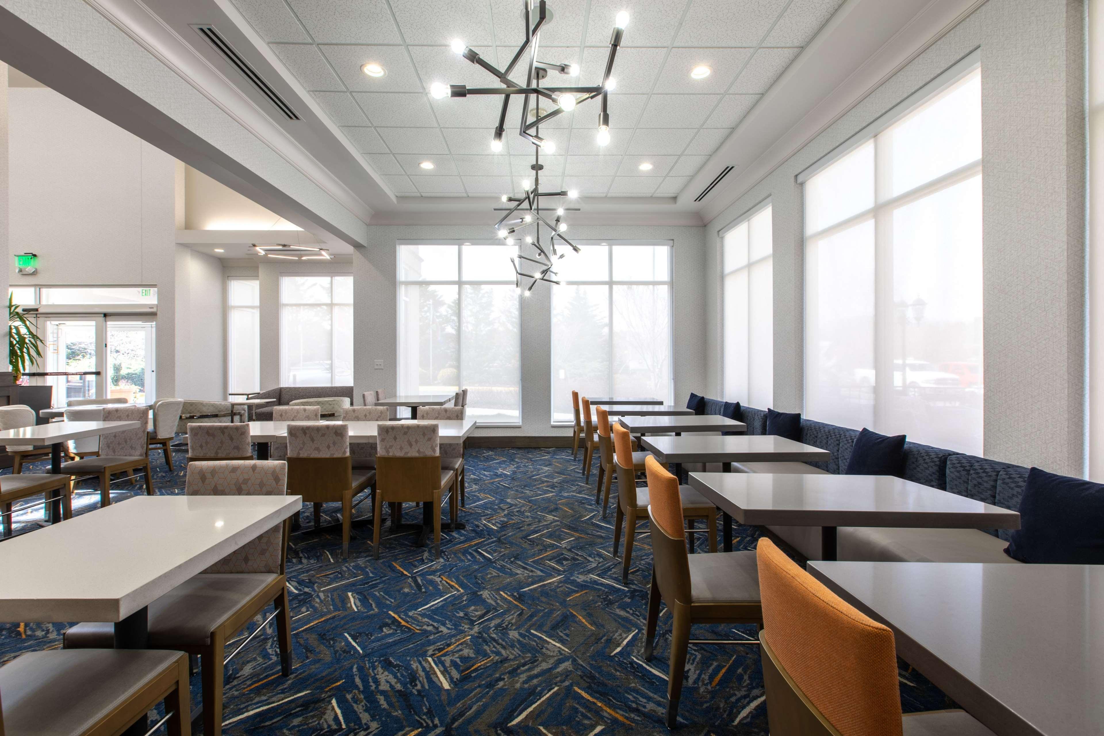 Hotel Hilton Garden 3*